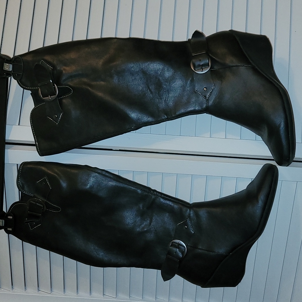 Ladies Boots